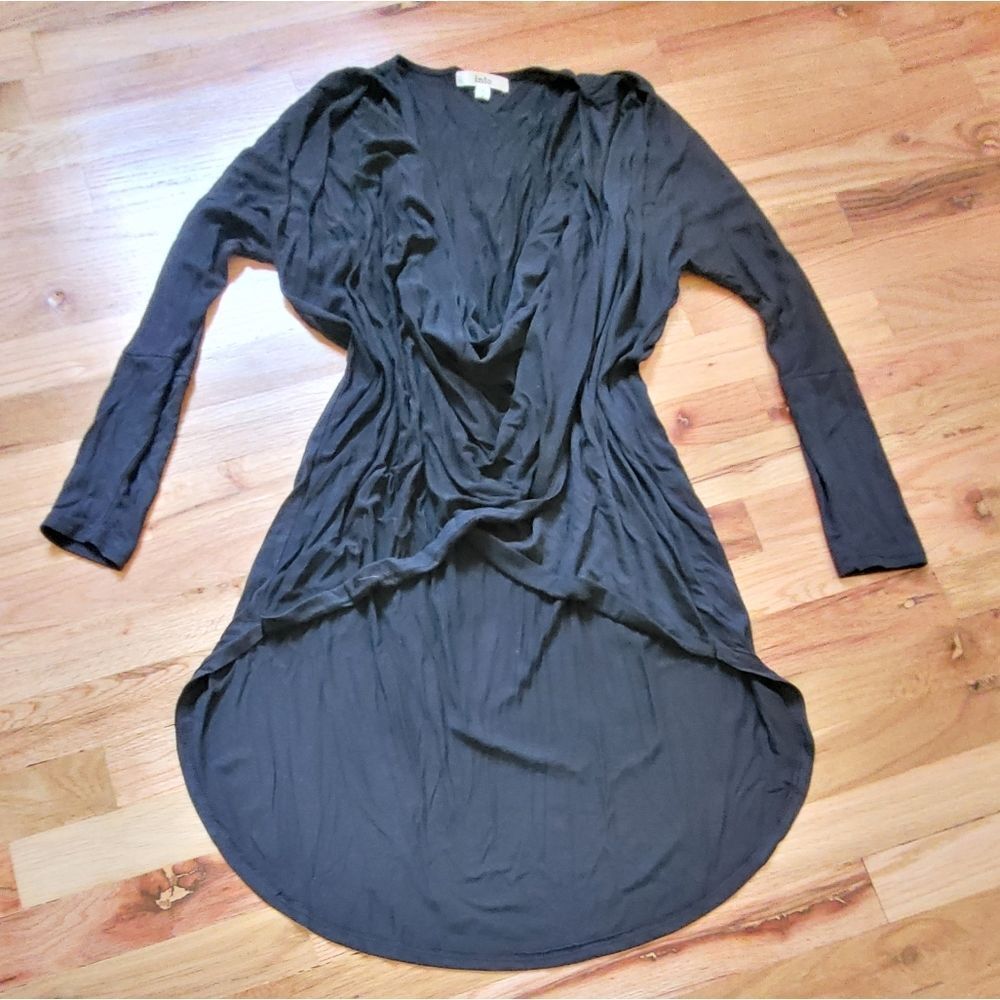 🤸‍♀️3 for 12🤸‍♂️ Cross Top Tunic Length Black Drape Women's Top XS